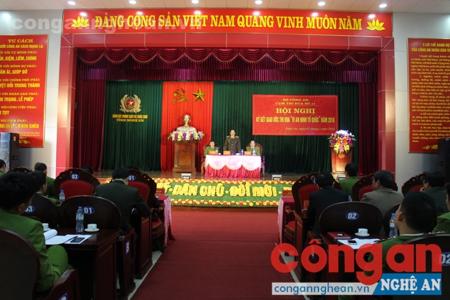 Toàn cảnh hội nghị