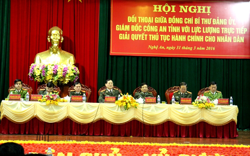 Đồng chí Đại tá Nguyễn Hữ
