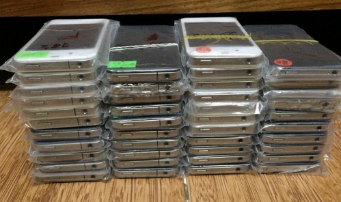iPhone dựng và dỏm như lợn con
