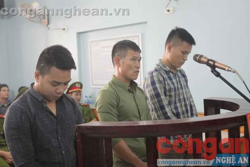 3 đối tượng tại tòa