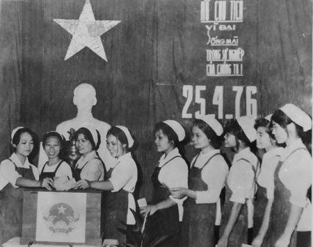  Cử tri cả nước tham gia bầu cử chung vào ngày 25/4/1976