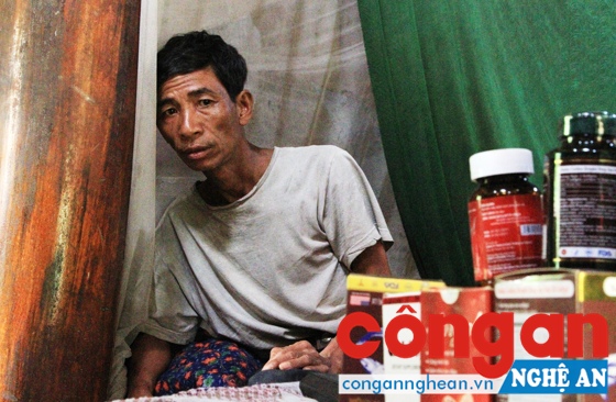  Một nông dân nghèo thất thần bên các sản phẩm đa cấp