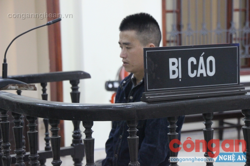 Bị cáo Lầu Bá Chia tại tòa