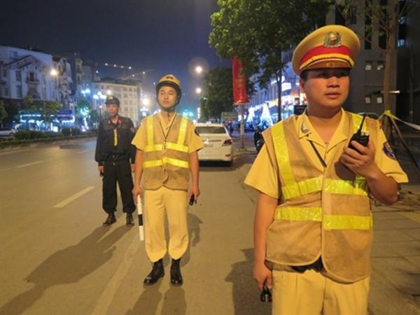 Lực lượng CAND thường trực 24/24h đảm bảo an ninh chuyến thăm và làm việc của Tổng thống Obama.