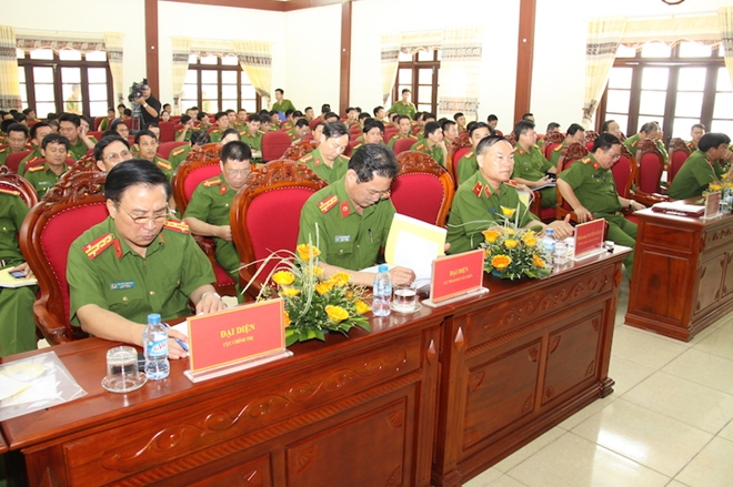 Các đại biểu tham dự Hội nghị.