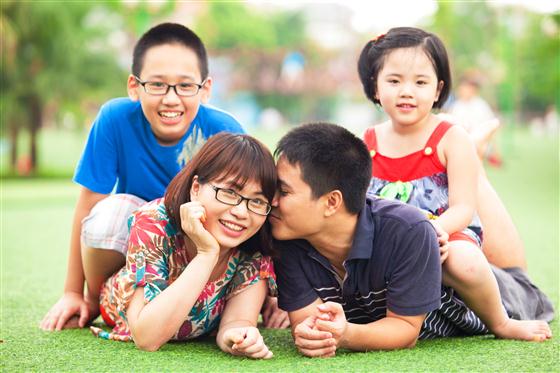 Gia đình có những chuẩn mực mà ta cần tôn trọng để nó mãi vững bền - Ảnh minh họa