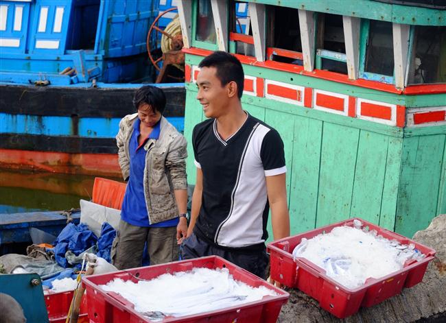 Ngư dân miền Trung mong muốn được trở lại công việc bình thường của mình.