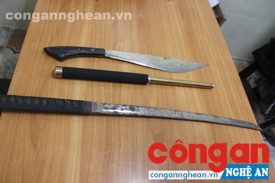 Số hung khí bị thu giữ.