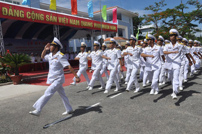 Cán bộ, chiến sĩ Lữ đoàn 171 Hải quân tham gia lễ duyệt binh. 