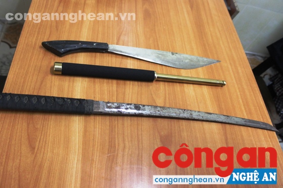Hung khí được thu giữ trong vụ án.