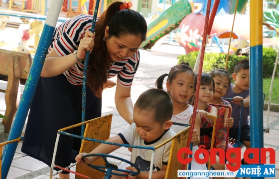 Quá tải ở bậc học mầm non tiềm ẩn nguy cơ mất an toàn cho trẻ