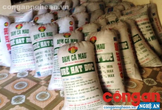 Số chất phụ gia bị Công an huyện Diễn Châu thu giữ