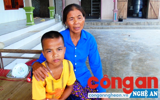 Bà Hảo giờ đây là nơi nương tựa của chị em Hùng