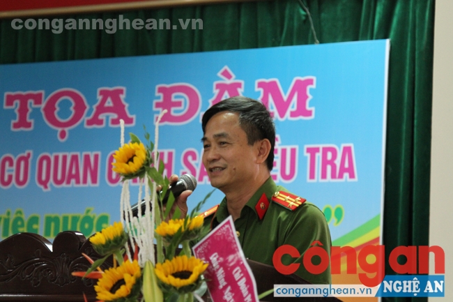 Đồng chí Đại tá Nguyễn Viết Xuân - Phó trưởng phòng C