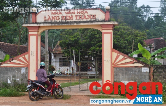 Nhà văn hóa thôn - nơi các cháu mầm non đang học tạm