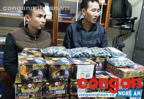 Trần Duy Tân và Nguyễn Hồng Dung cùng tang vật vụ án