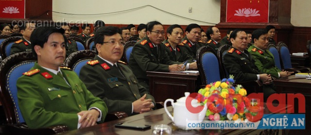 Lãnh đạo Công an tỉnh tham dự buổi nói chuyện