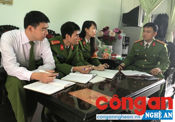 Công an phường Nghi Hòa họp bàn kế hoạch mở đợt tấn công, trấn áp tội phạm dịp trước, trong và sau Tết Nguyên đán 2017
