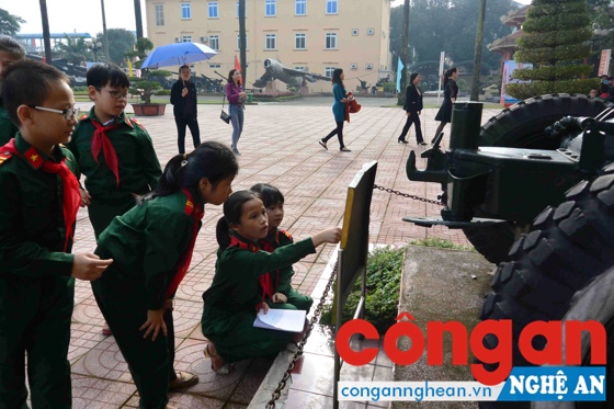 Học sinh háo hức, hứng thú với những bài học lịch sử tại BTQK 4
