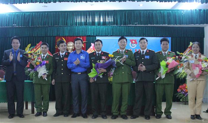 Ra mắt ban chấp hành mới