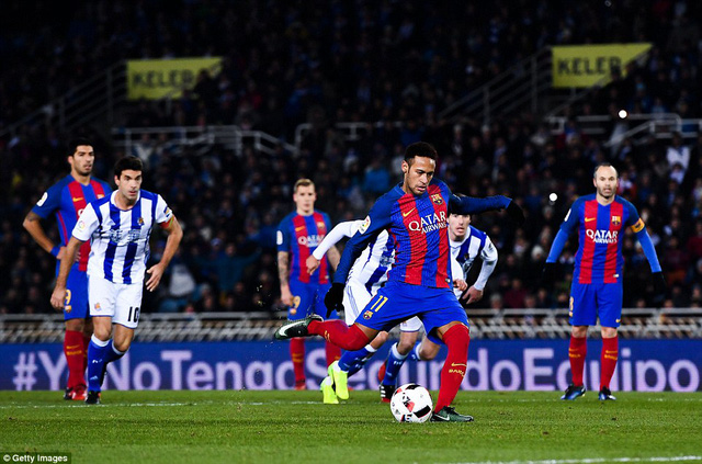 Neymar mở tỉ số trên chấm phạt đền