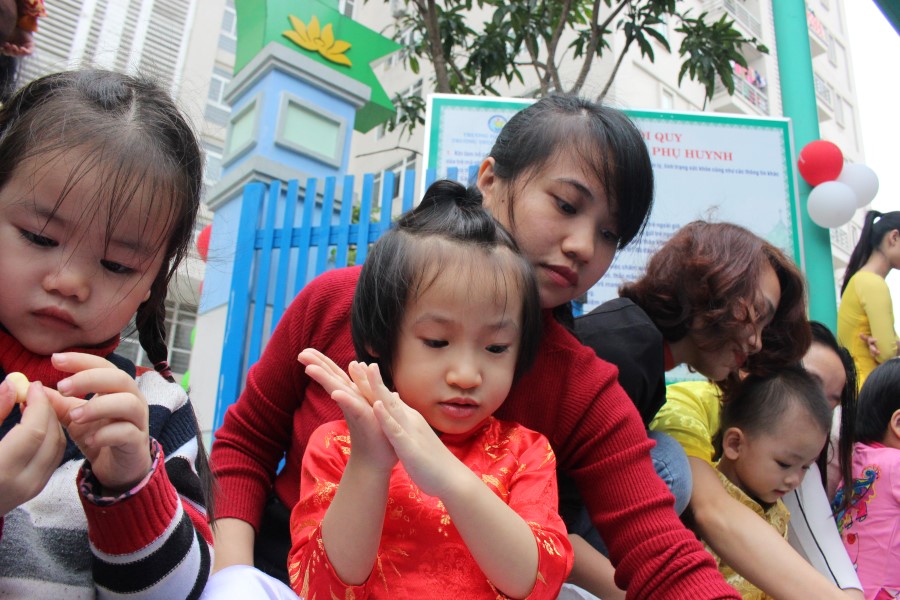 Nhiều bé rất khéo tay