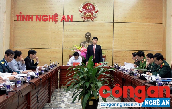  Đồng chí Lê Xuân Đại, Ủy viên BTV Tỉnh ủy, Phó Chủ tịch Thường trực UBND tỉnh phát biểu kết luận tại Hội nghị