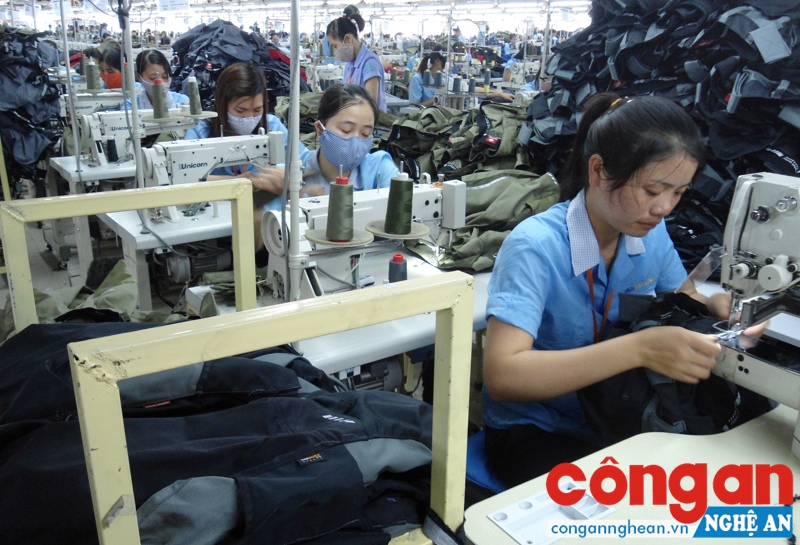 Người lao động đã trở lại làm việc bình thường sau kỳ nghỉ Tết Nguyên đán Đinh Dậu 2017