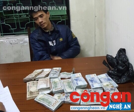 Đối tượng Bình và tang vật vụ án