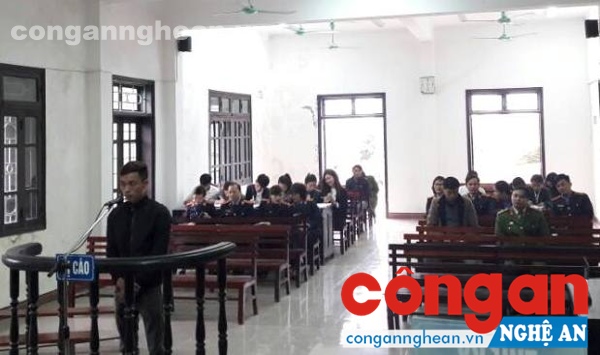Hình ảnh tại phiên tòa rút kinh nghiệm