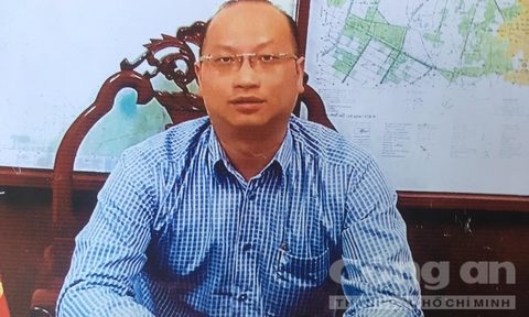 Hoàng tự xưng là cán bộ thanh tra Chính phủ để đi lừa đảo - Ảnh: Công an cung cấp