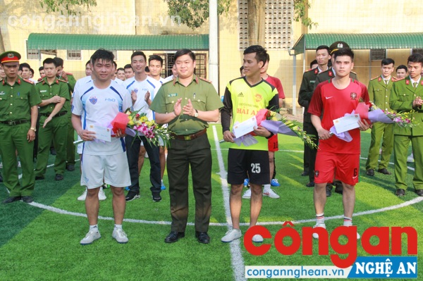 Trao giải cầu thủ, thủ môn xuất sắc và vua phá lưới
