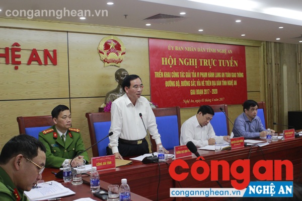 Đồng chí Hoàng Viết Đường- Phó Chủ tịch HĐND tỉnh quán triệt mục đích, ý nghĩa &nbsp;Nghị quyết 56 về quy định một số biện pháp về giải tỏa hành lang ATGT