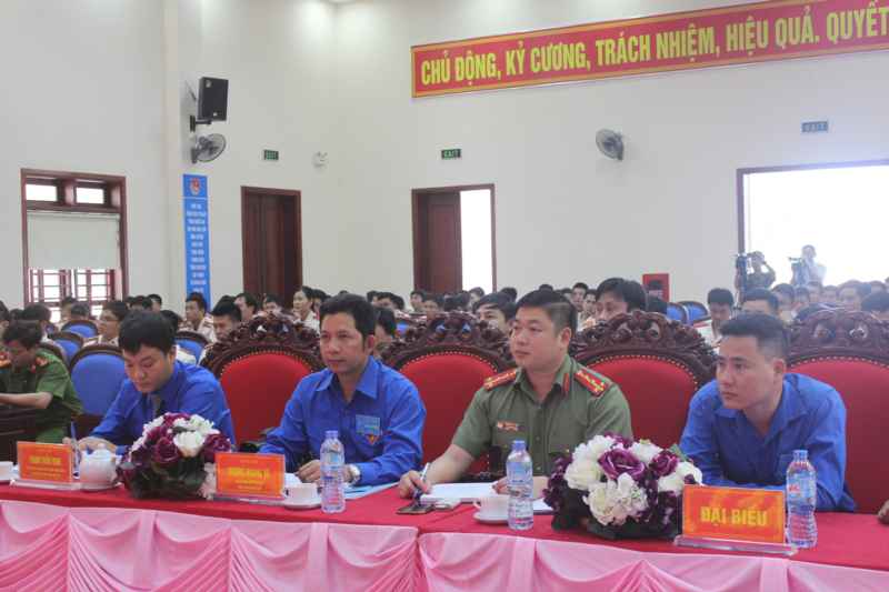 Các đại biểu dự đại hội