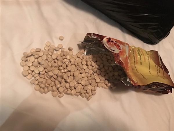 Thuốc lắc trong gói cà phê