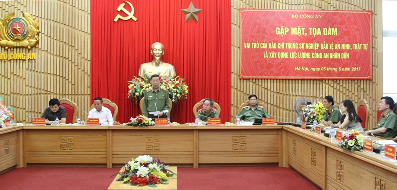 Đồng chí Thượng tướng Tô Lâm, Bộ trưởng Bộ Công an phát biểu tại buổi tọa đàm.