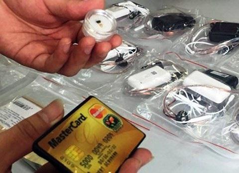 Đa dạng các chủng loại tai nghe siêu nhỏ được giao bán công khai trên mạng
