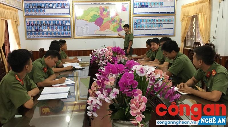 Đội An ninh Công an huyện Thanh Chương họp triển khai kế hoạch đảm bảo ANTT vùng biên giới