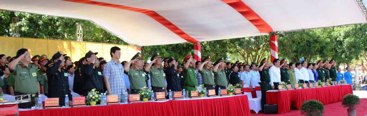 Các đại biểu dự buổi diễn tập
