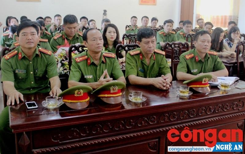 CBCS Phòng Cảnh sát Môi trường tại lễ trao thưởng