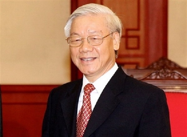 Thay mặt Bộ Chính trị, Tổng Bí thư Nguyễn Phú Trọng đã ký 2 quy định về tiêu chuẩn chức danh, tiêu chí đánh giá cán bộ.