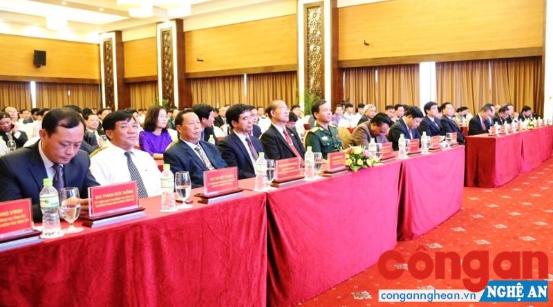 Các đại biểu dự lễ