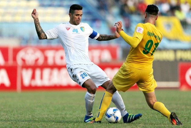 Cuộc đua tới ngôi vô địch V-League vẫn rất nóng