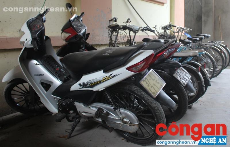 Một số tang vật bị thu giữ