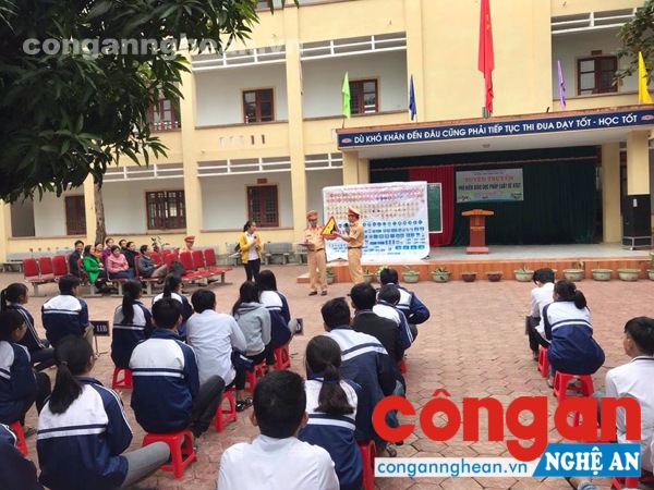 ...thu hút sự hào hứng cho các em học sinh tham gia