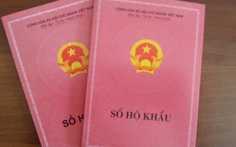 Hiện việc quản lý bằng hộ khẩu giấy đã bộc lộ không ít bất cập.