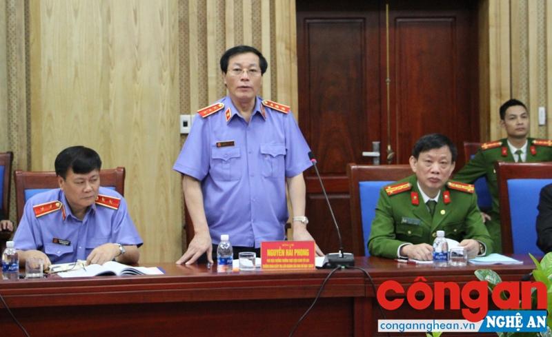 Đồng chí Nguyễn Hải Phong – Phó Viện trưởng Thường trực, Viện kiểm sát nhân dân Tối cao, Trưởng đoàn công tác Ban chỉ đạo 138/CP, quán triệt các nội dung chính trong buổi làm việc.