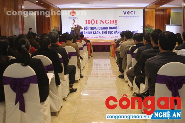 Tại hội nghị