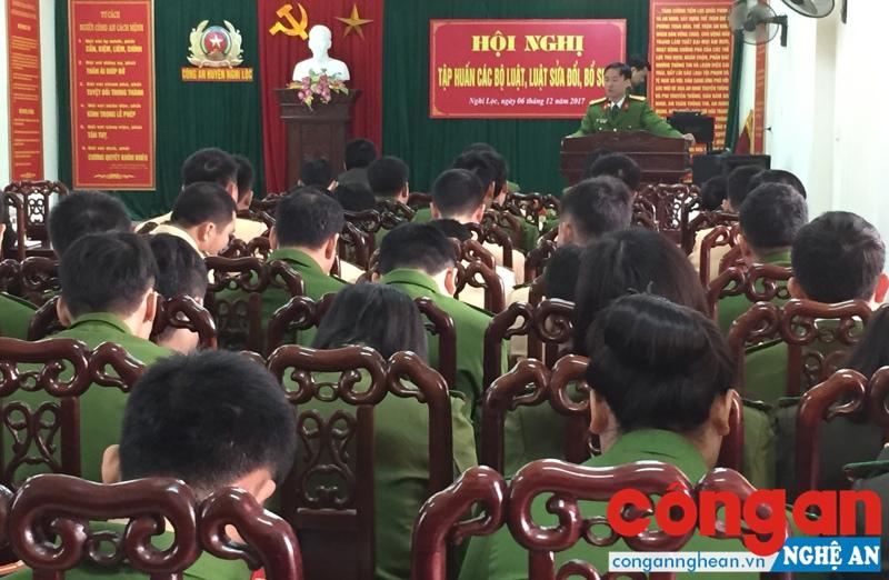 Toàn cảnh Hội nghị