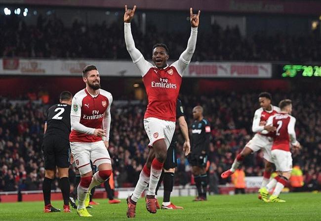 Ở trận bán kết còn lại Arsenal dành chiến thắng 1-0 trước West Ham